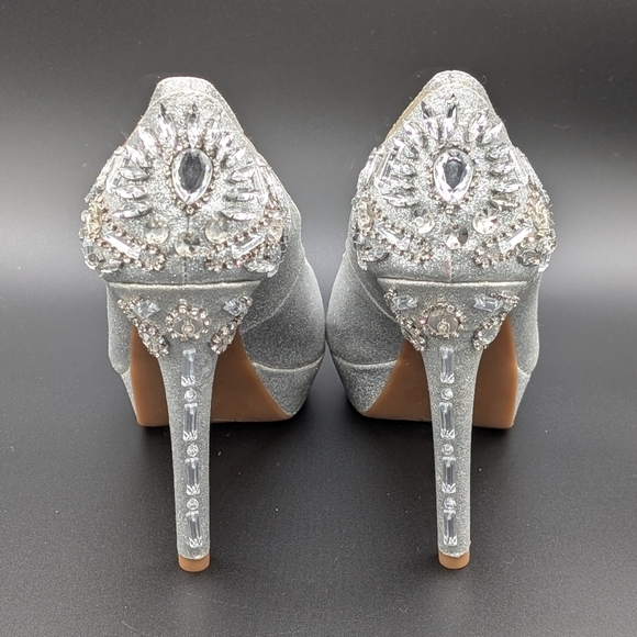 Gianni Bini Merri Silver Platform Embellished Heels - Picture 4 of 12